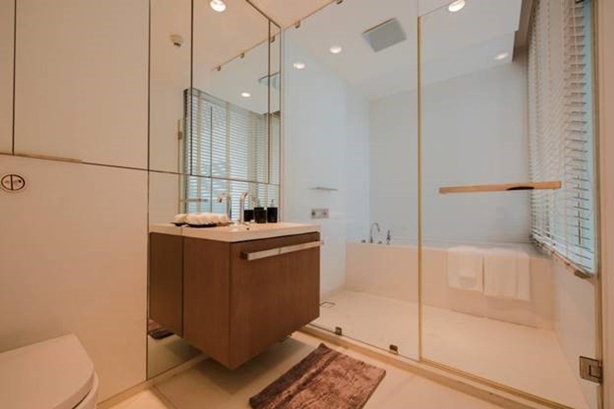 For RentCondoWitthayu, Chidlom, Langsuan, Ploenchit : 🏠✨ 185 Ratchadamri | 2-Bedroom Condo for Rent (HBH-ST-121)