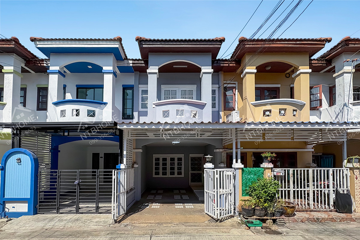 For SaleTownhomeNonthaburi, Bang Yai, Bangbuathong : Siriwan Chuanchom Village, Bang Bua Thong, Bang Kruai-Sai Noi Rd. Completely added and ready to move in.