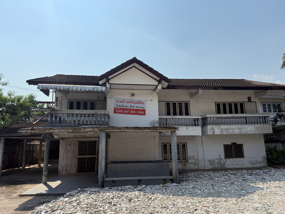 For SaleWarehouseBang kae, Phetkasem : House for sale with land and warehouse, 200 square meters, Soi Phetkasem 69.