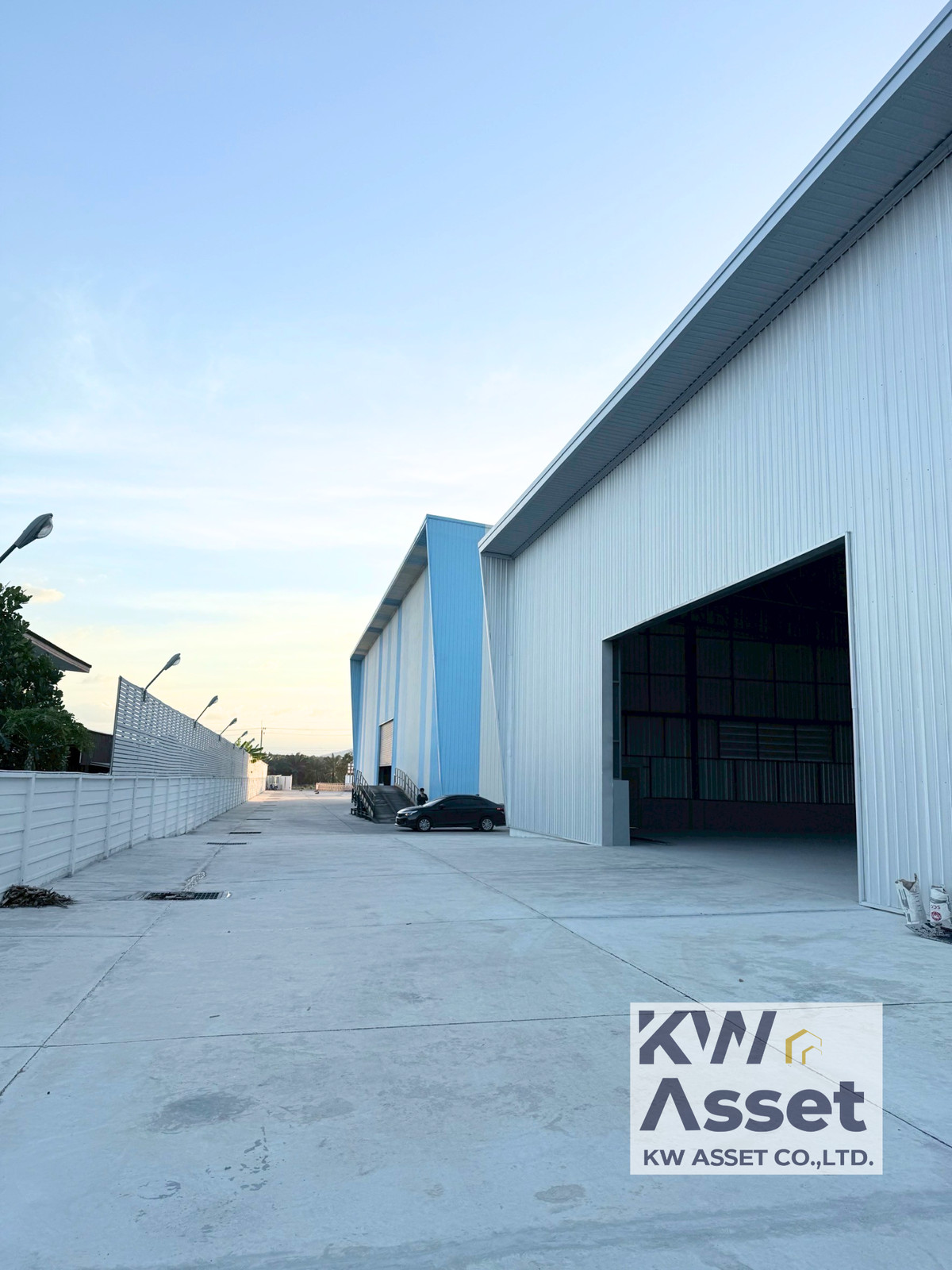 For SaleFactorySriracha Laem Chabang Ban Bueng : Factory for sale, 3,300 sq m., land 5-2-70 rai, has R.R. 106 📍Nong Irun, Ban Bueng, Chonburi 🟨Land layout yellow #KWASSET