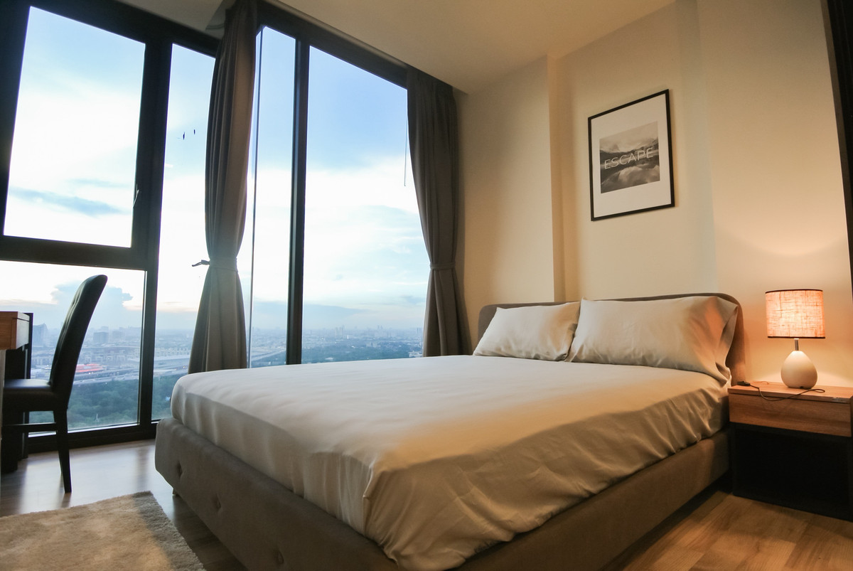 For RentCondoSapankwai,Jatujak : 🔥The most beautiful room🔥The line jatujuk mochit near Chatuchak Park Bts Mochit🔥 35Sqm⚡️22,000 ⚡️If interested, contact Putter 0928895628 line: plustor_ss