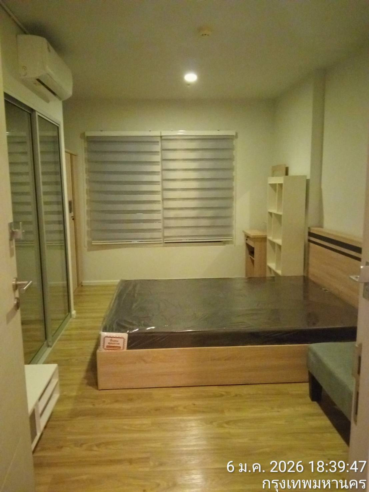 ให้เช่าคอนโดราษฎร์บูรณะ สุขสวัสดิ์ : 🔴 ว่าง 🔴 ห้องไม่เคยปล่อยเช่า สภาพดี 🌟🌟 เฟอร์+เครื่องใช้ไฟฟ้าครบ ✅️✅️ สนใจติดต่อ 0852351308 ยุ้ย ☎️