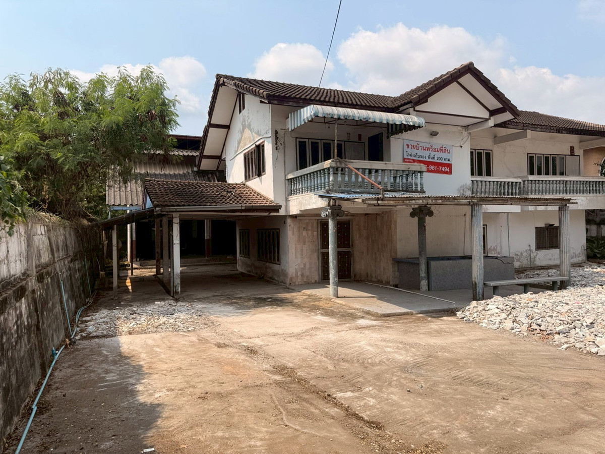 For SaleWarehouseBang kae, Phetkasem : House for sale with land and warehouse, 200 square meters, Soi Phetkasem 69.