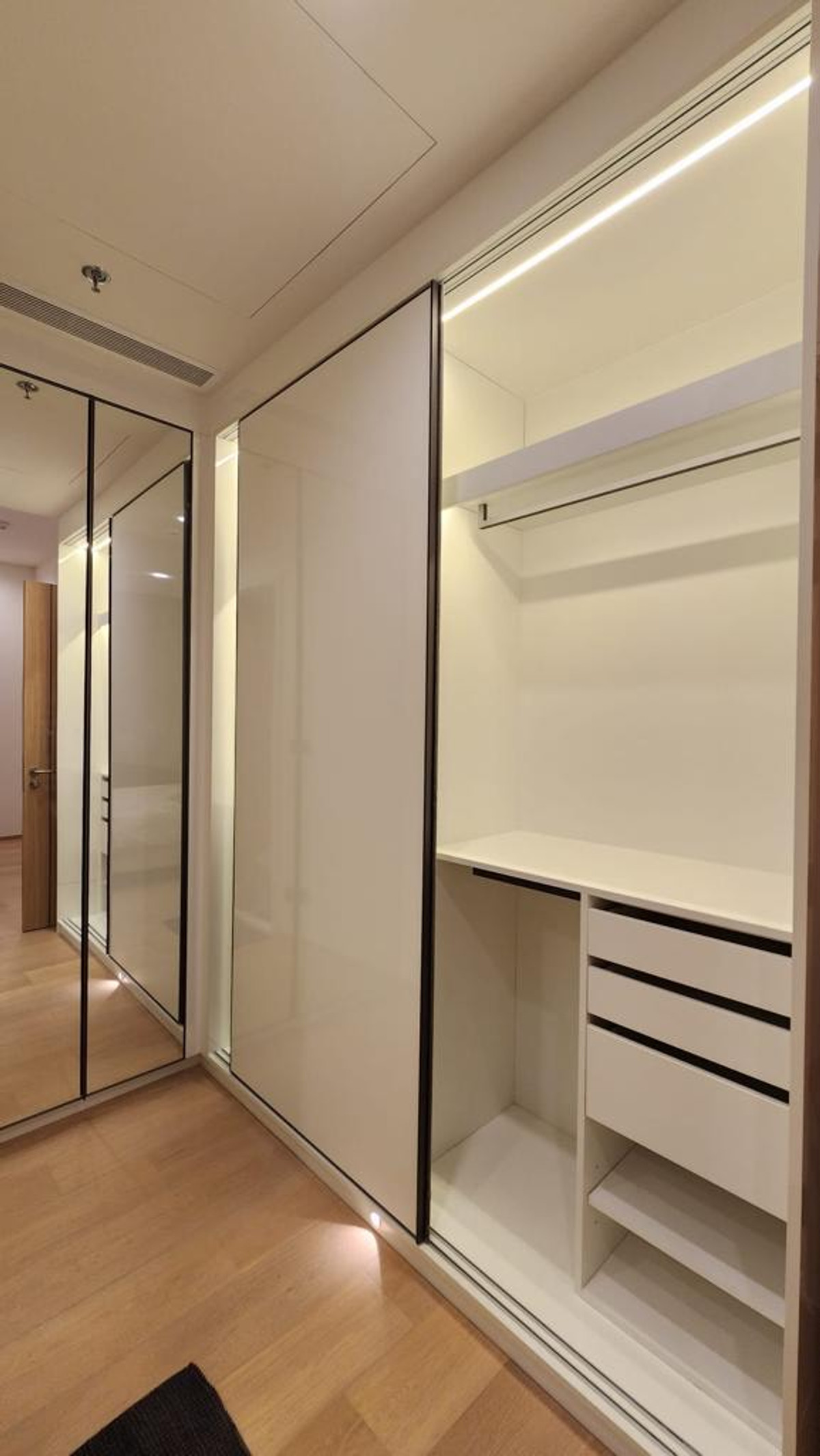 ให้เช่าคอนโดสาทร นราธิวาส : เช่า Anil Sathorn 12 1นอน 1น้ำ 