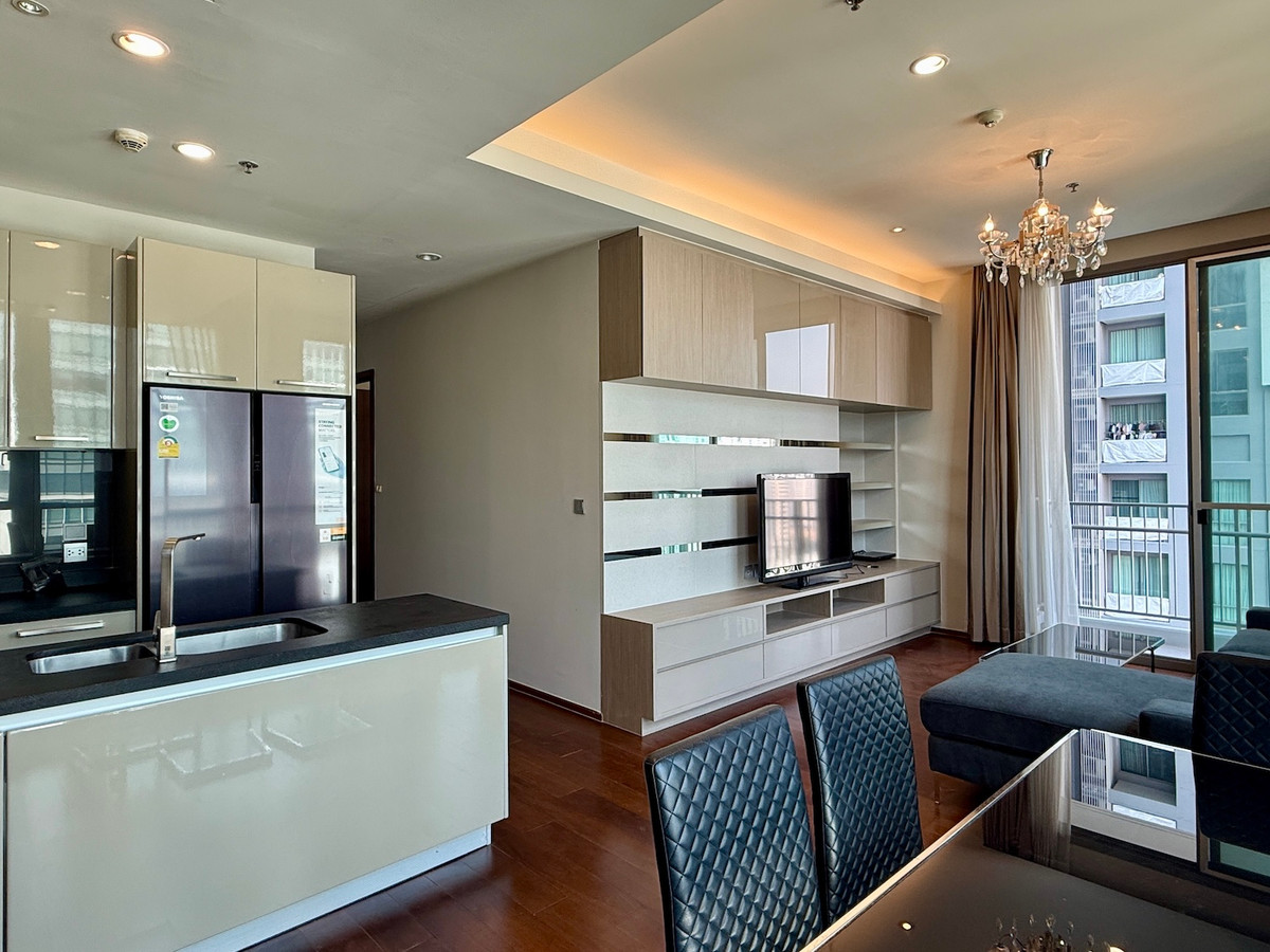 ให้เช่าคอนโดสุขุมวิท อโศก ทองหล่อ : คอนโด 2 ห้องนอน อยู่ใจกลางทองหล่อ 