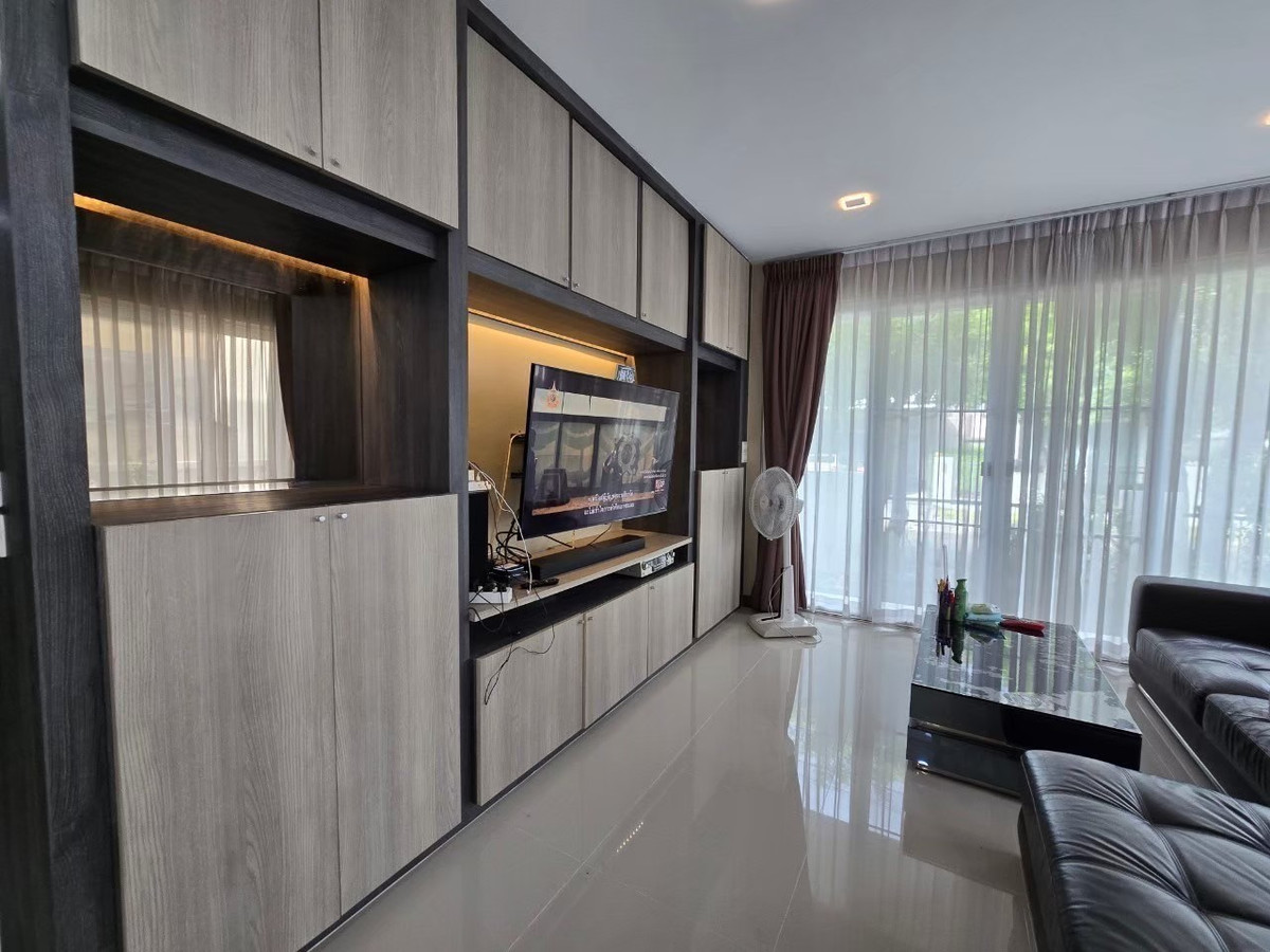 ขายบ้านบางนา แบริ่ง ลาซาล : คัดสรรสังคมคุณภาพ... เพื่อความเป็นส่วนตัวสูงสุดเพียง 99 ครอบครัวเท่านั้น