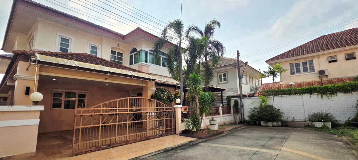 For SaleHousePinklao, Charansanitwong : Single house for sale, corner house, Ratirom Place Suanpak 32 (Ratirom Place Ratchaphruek-Suanpak32), Ratchaphruek, Pinklao, good location, convenient travel.