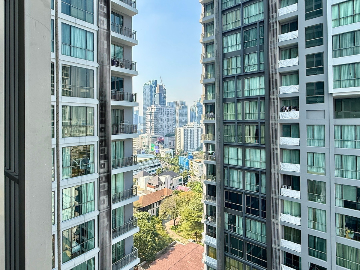 ให้เช่าคอนโดสุขุมวิท อโศก ทองหล่อ : คอนโด 2 ห้องนอน อยู่ใจกลางทองหล่อ 