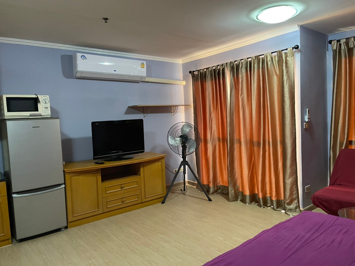 For RentCondoSilom, Saladaeng, Bangrak : Condo room for rent, Silom Suite (Sathorn 12)