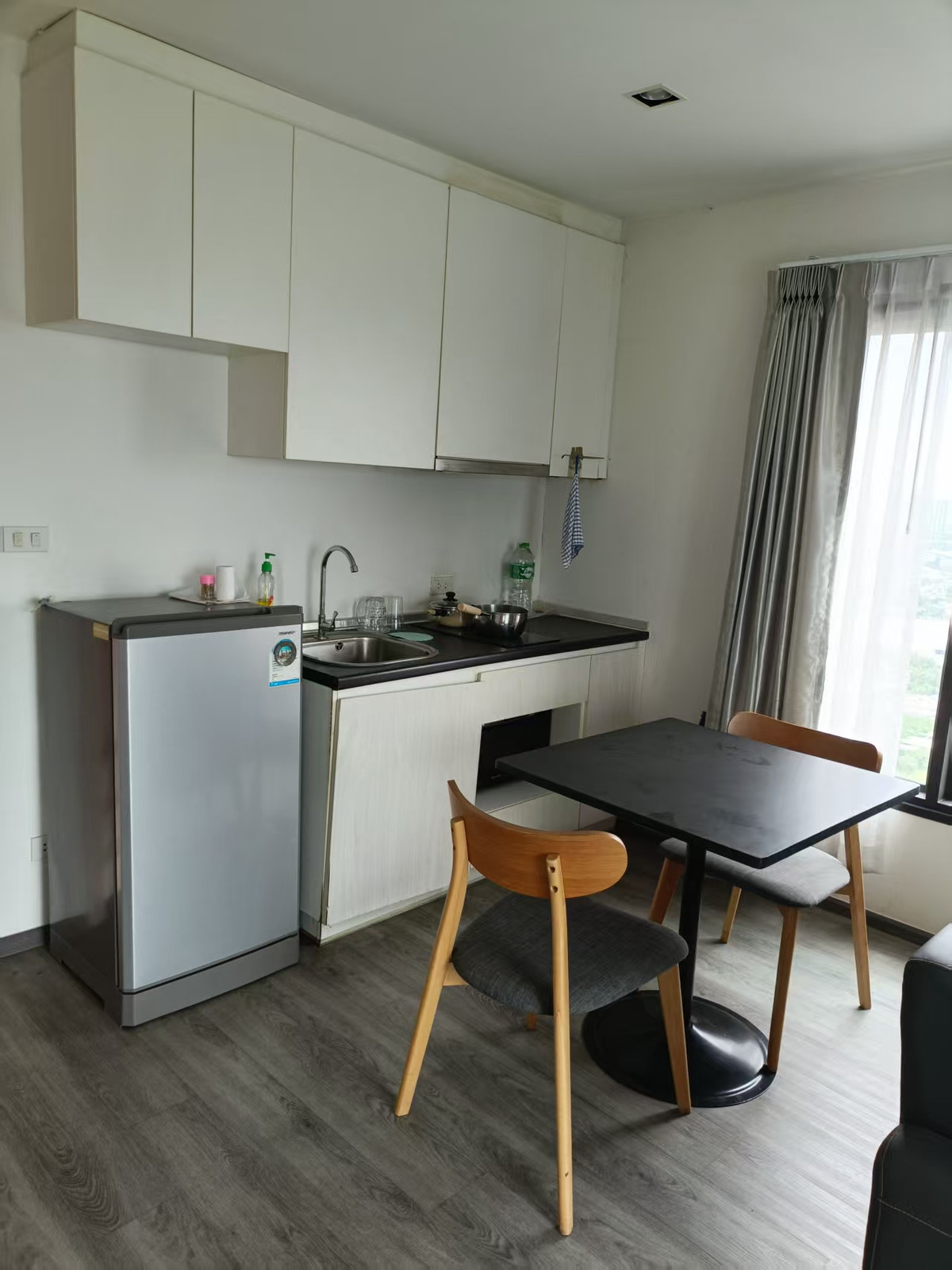 ให้เช่าคอนโดพัฒนาการ ศรีนครินทร์ : ให้เช่าคอนโด Rich Park @ Triple Station ✨ 40 ตร.ม. 