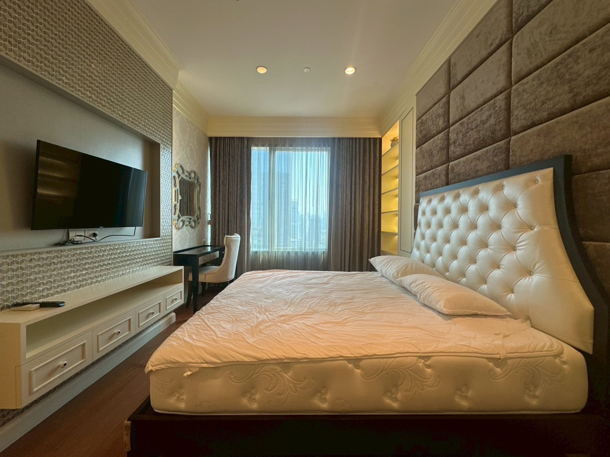 For RentCondoWitthayu, Chidlom, Langsuan, Ploenchit : 🏠✨ 185 Rajadamri | 1 Bedroom for Rent (HBH-ST-116)