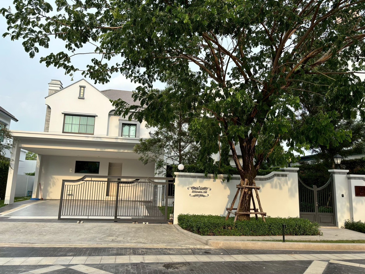 ให้เช่าบ้านพัฒนาการ ศรีนครินทร์ : A8030269 ให้เช่า บ้านเดี่ยว 2 ชั้น สไตล์ French Eclectic นันทวัน พระราม 9 กรุงเทพกรีฑาตัดใหม่ ขนาด 106 ตร.วา