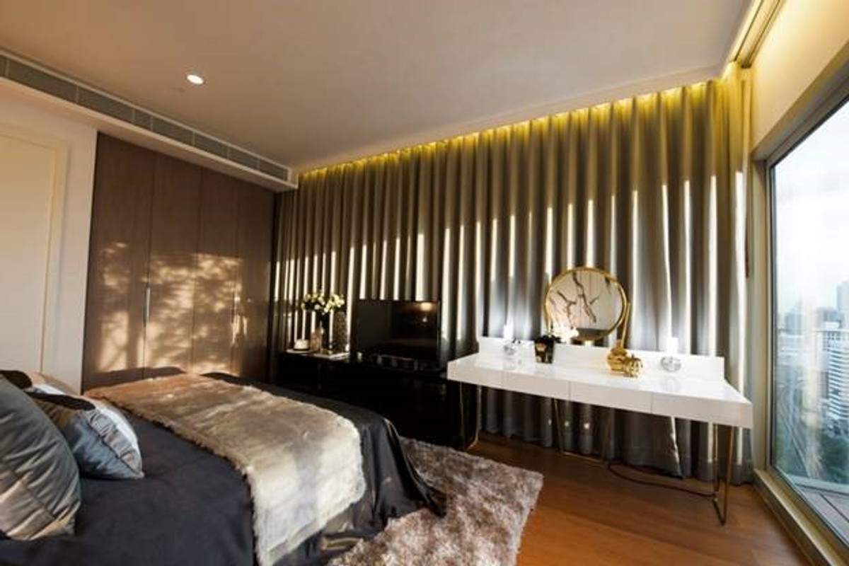 For RentCondoWitthayu, Chidlom, Langsuan, Ploenchit : 🏠✨ 185 Ratchadamri | 2-Bedroom Condo for Rent (HBH-ST-121)