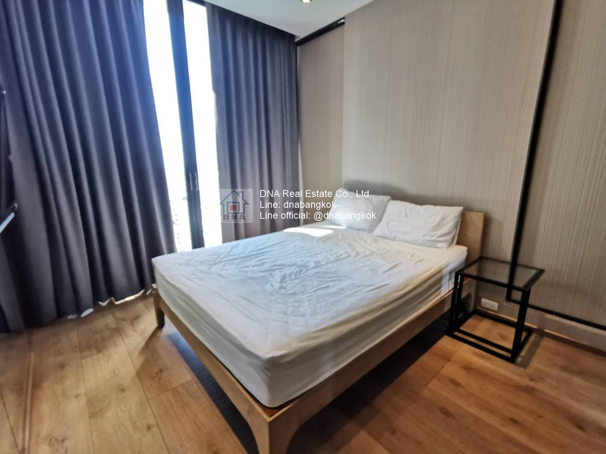 ให้เช่าคอนโดสุขุมวิท อโศก ทองหล่อ : River view + high floor + base deal price — limited availability.