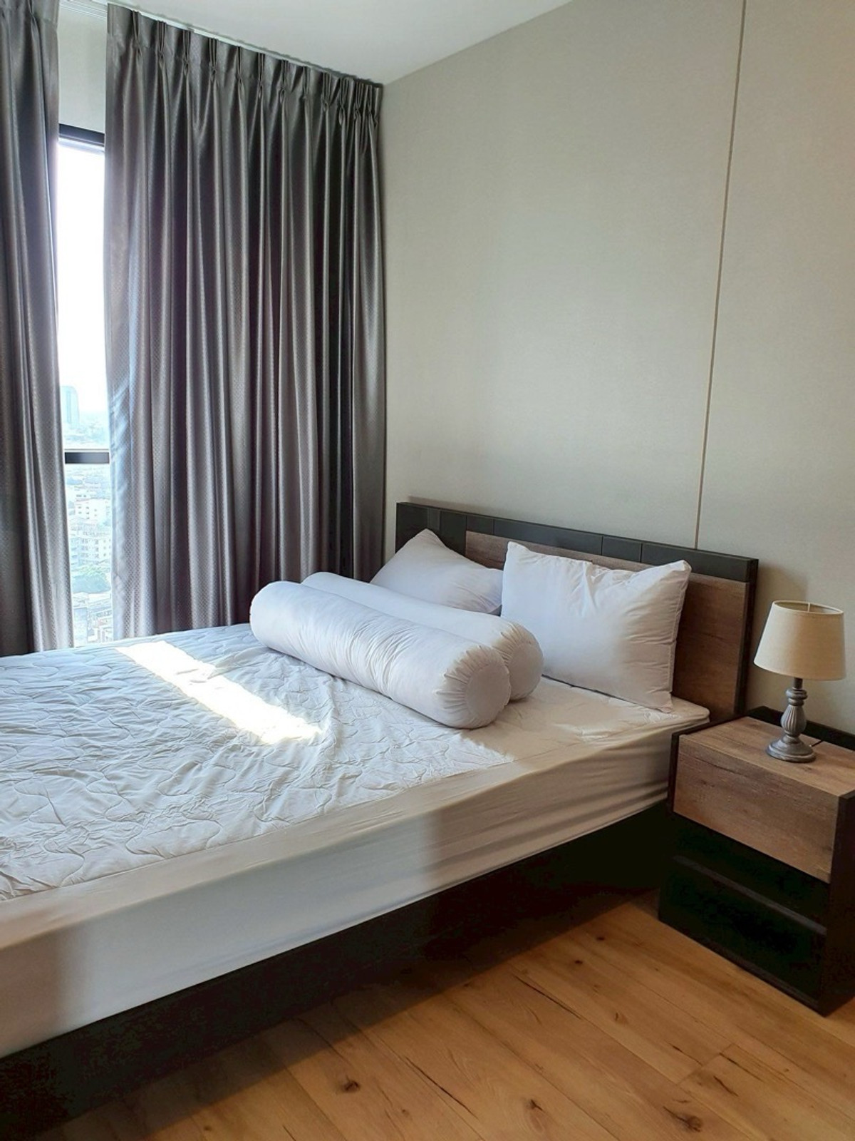 ให้เช่าคอนโดปิ่นเกล้า จรัญสนิทวงศ์ : @condocurator 📍ให้เช่า Brix Condominium ห้องใหญ่ มีเครื่องซักผ้า [PM0350]