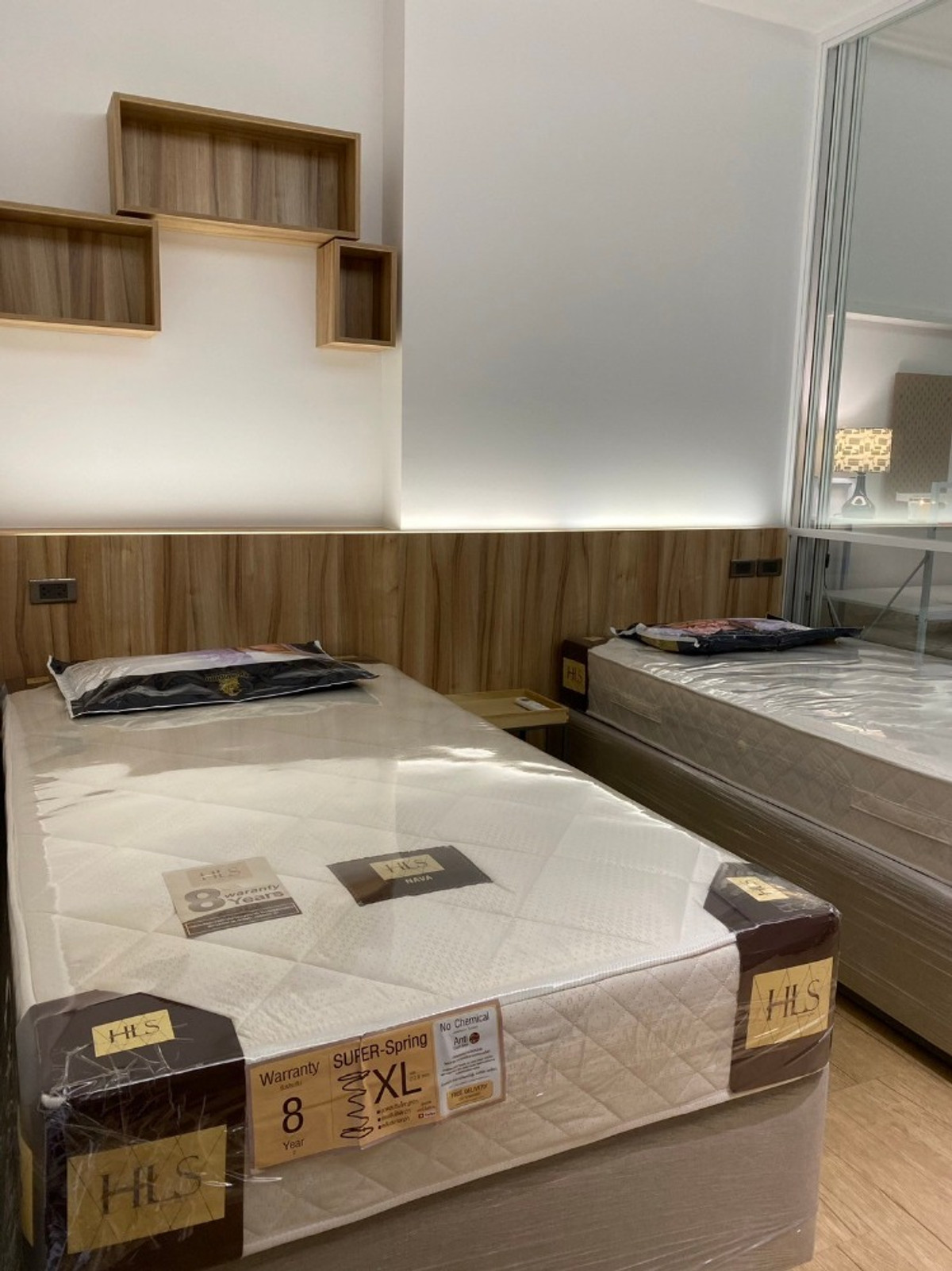 ขายคอนโดสยาม จุฬา สามย่าน : Triple Y Residence【𝐒𝐄𝐋𝐋 & 𝐑𝐄𝐍𝐓】🔥ห้องดีไซน์สดใหม่ จัดพื้นที่ฉลาด ใช้ชีวิตคล่องตัว🔥 ติดต่อไลน์ไอดี: @hacondo