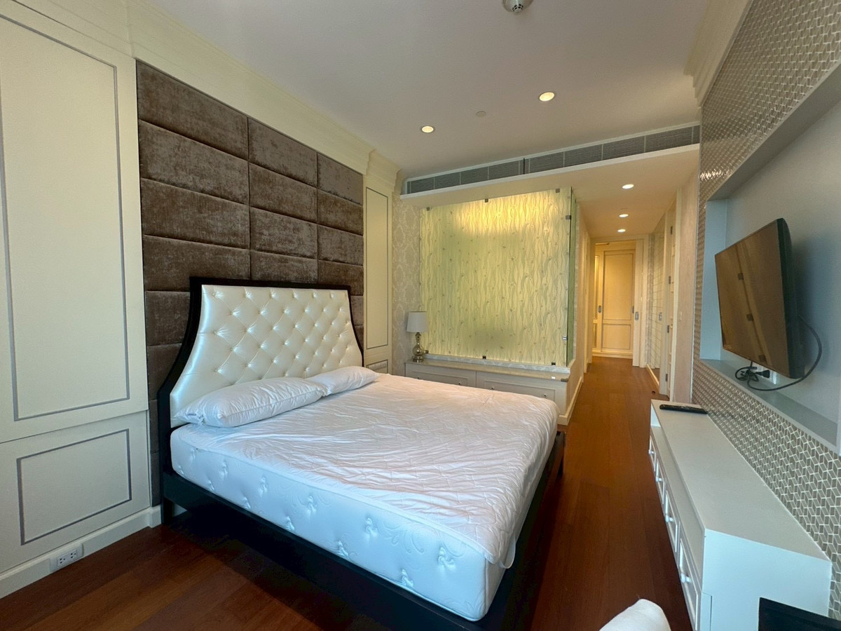 For RentCondoWitthayu, Chidlom, Langsuan, Ploenchit : 🏠✨ 185 Rajadamri | 1 Bedroom for Rent (HBH-ST-116)