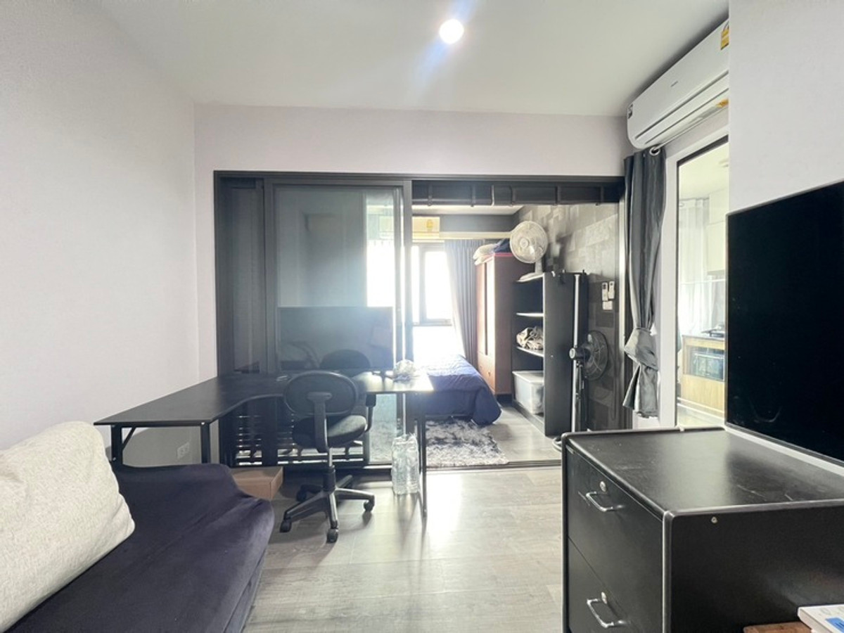 ให้เช่าคอนโดบางซื่อ วงศ์สว่าง เตาปูน : 💖💖ปล่อยเช่า The Stage Taopoon Interchange / 1 ห้องนอน ขนาด 26 ตรม ราคา 10,000 บาท / สอบถามได้นะคะ Line ID = atfirm2010 💖💖