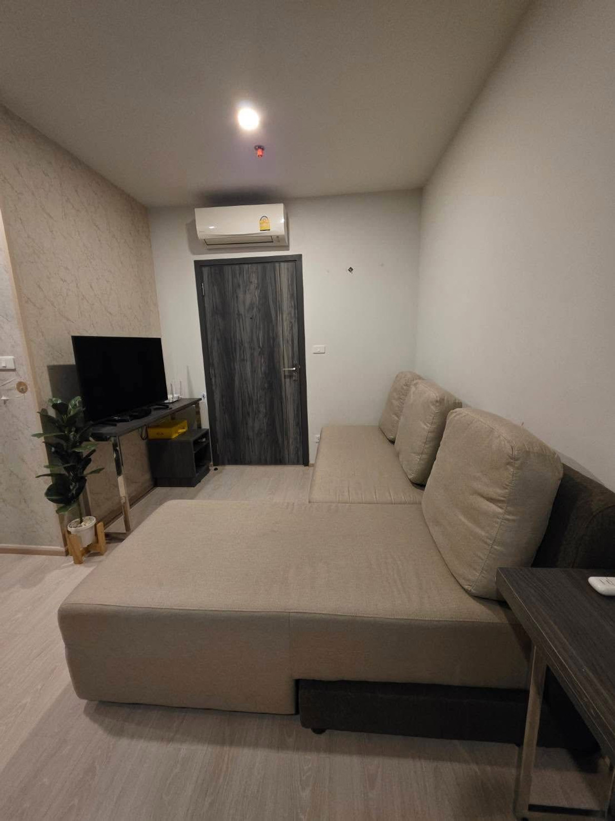 ให้เช่าคอนโดอ่อนนุช อุดมสุข : ห้องว่างให้เช่าด่วน Elio Del Nest (เอลลิโอ เดล เนสท์) สนใจต่อรองราคาแอดไลน์ @condo168 (มี @ ข้างหน้าด้วยนะคะ)