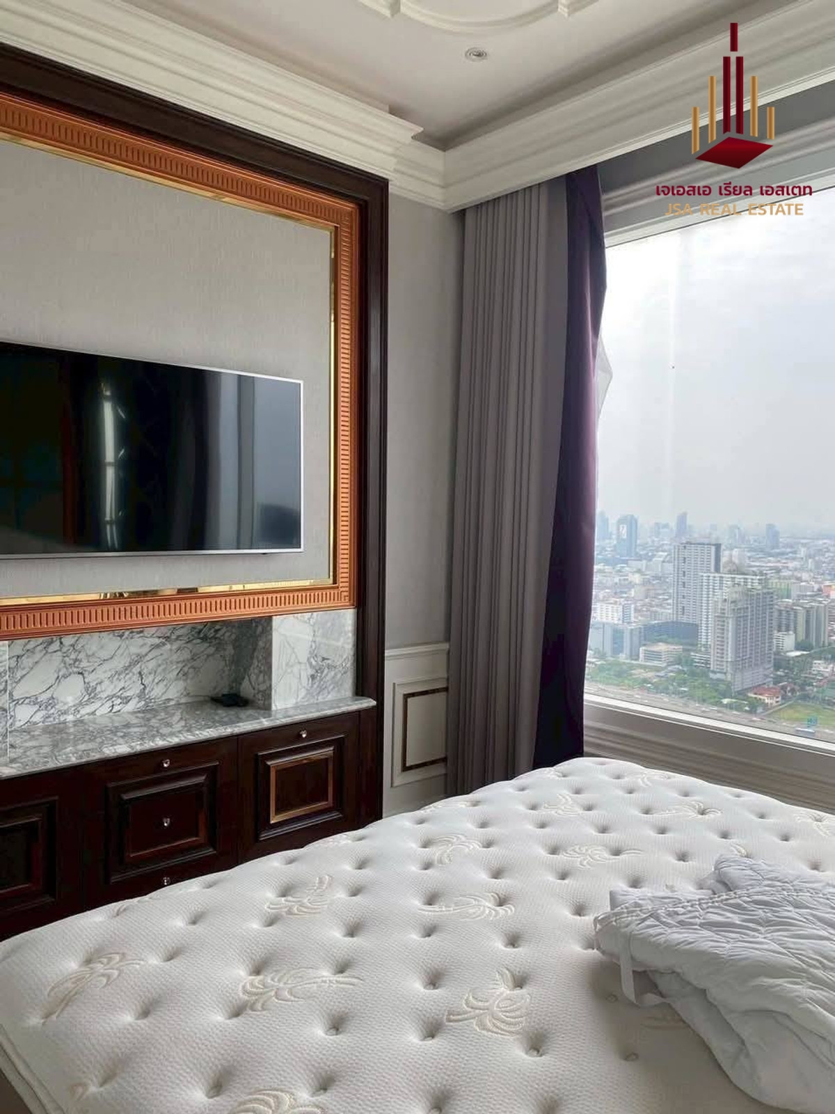 ให้เช่าคอนโดพระราม 9 เพชรบุรีตัดใหม่ RCA : ✨ For Rent: Q Asoke Condo ✨ 💰 Only 260,000 THB/month