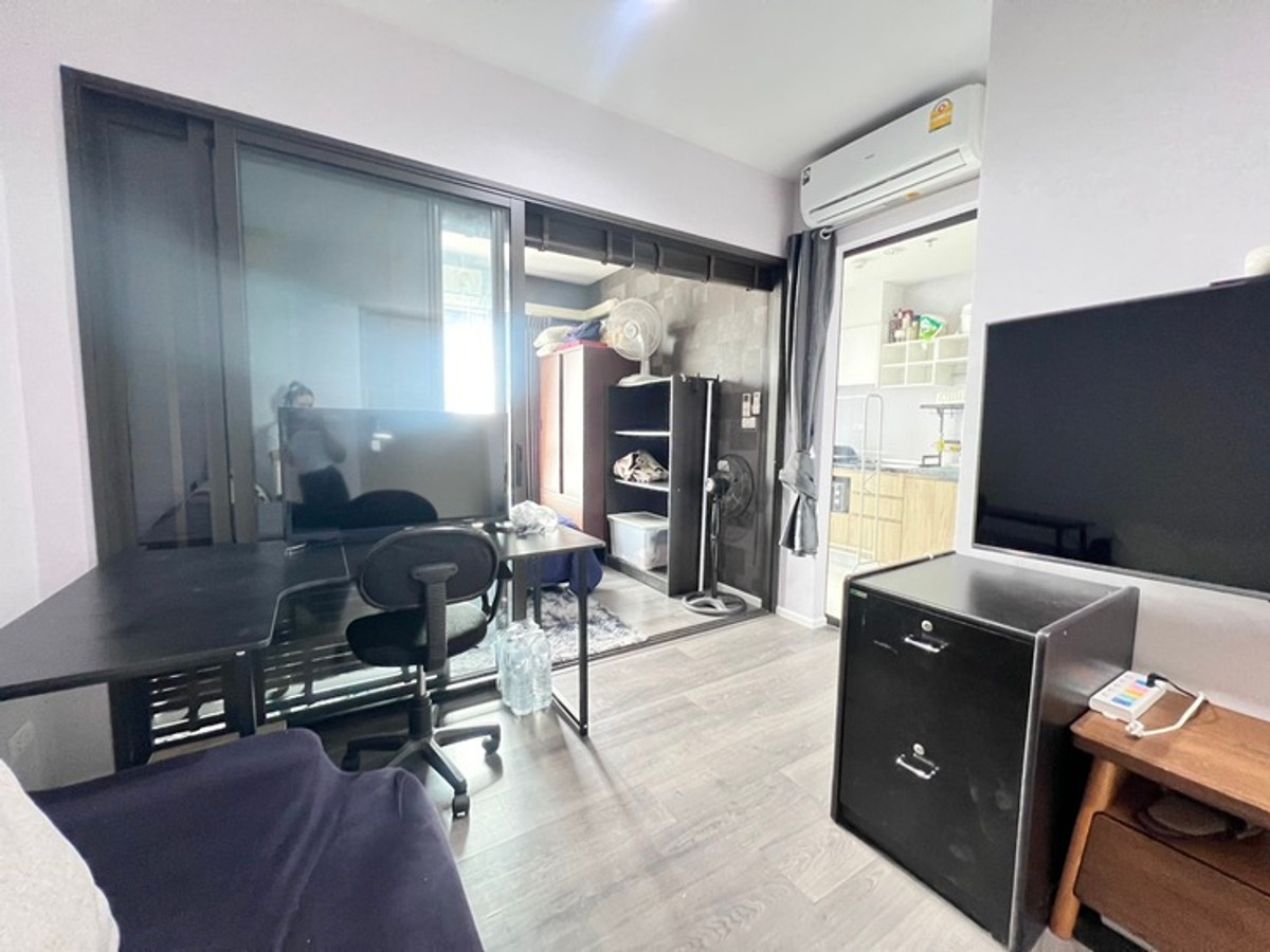 ให้เช่าคอนโดบางซื่อ วงศ์สว่าง เตาปูน : 💖💖ปล่อยเช่า The Stage Taopoon Interchange / 1 ห้องนอน ขนาด 26 ตรม ราคา 10,000 บาท / สอบถามได้นะคะ Line ID = atfirm2010 💖💖