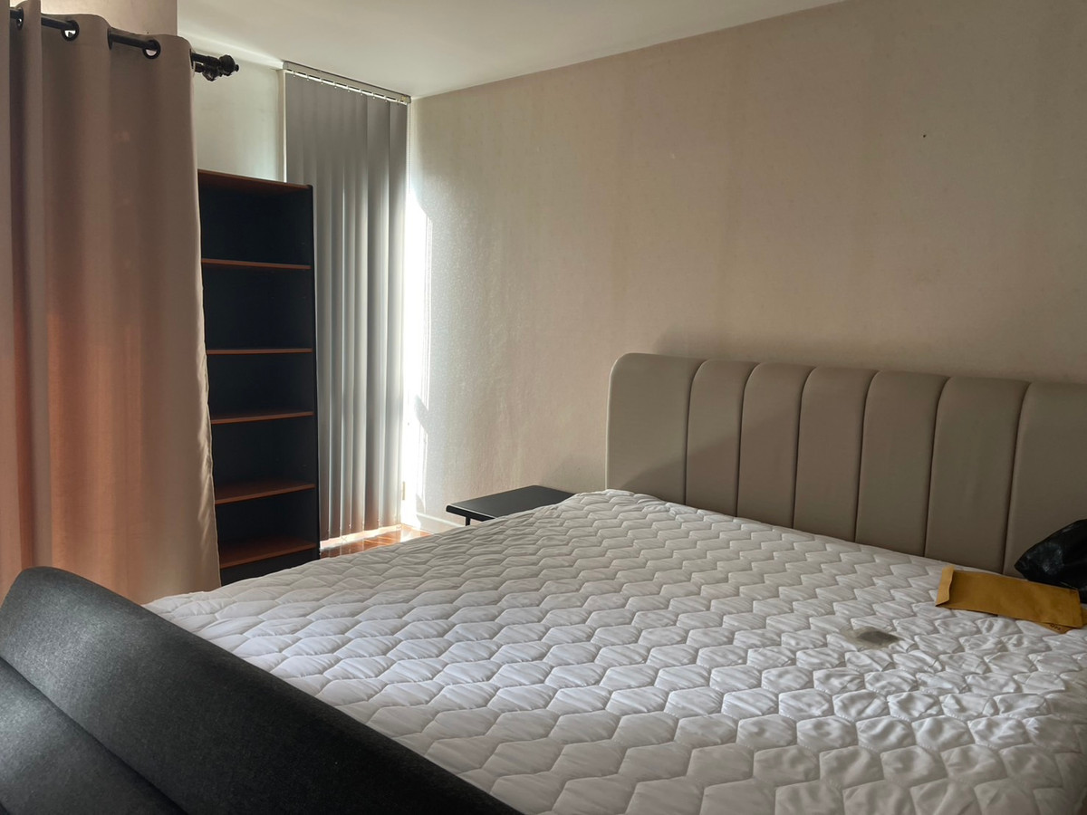 For RentCondoSilom, Saladaeng, Bangrak : Silom Suite Room for Rent (Sathorn 12)