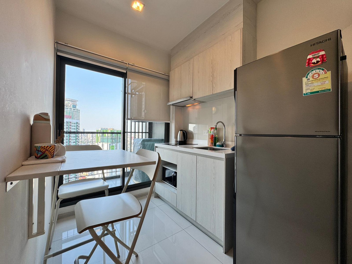 For RentCondoOnnut, Udomsuk : Life Sukhumvit 48 Phra Khanong 1 Bed 1 Bath High Floor For Rent