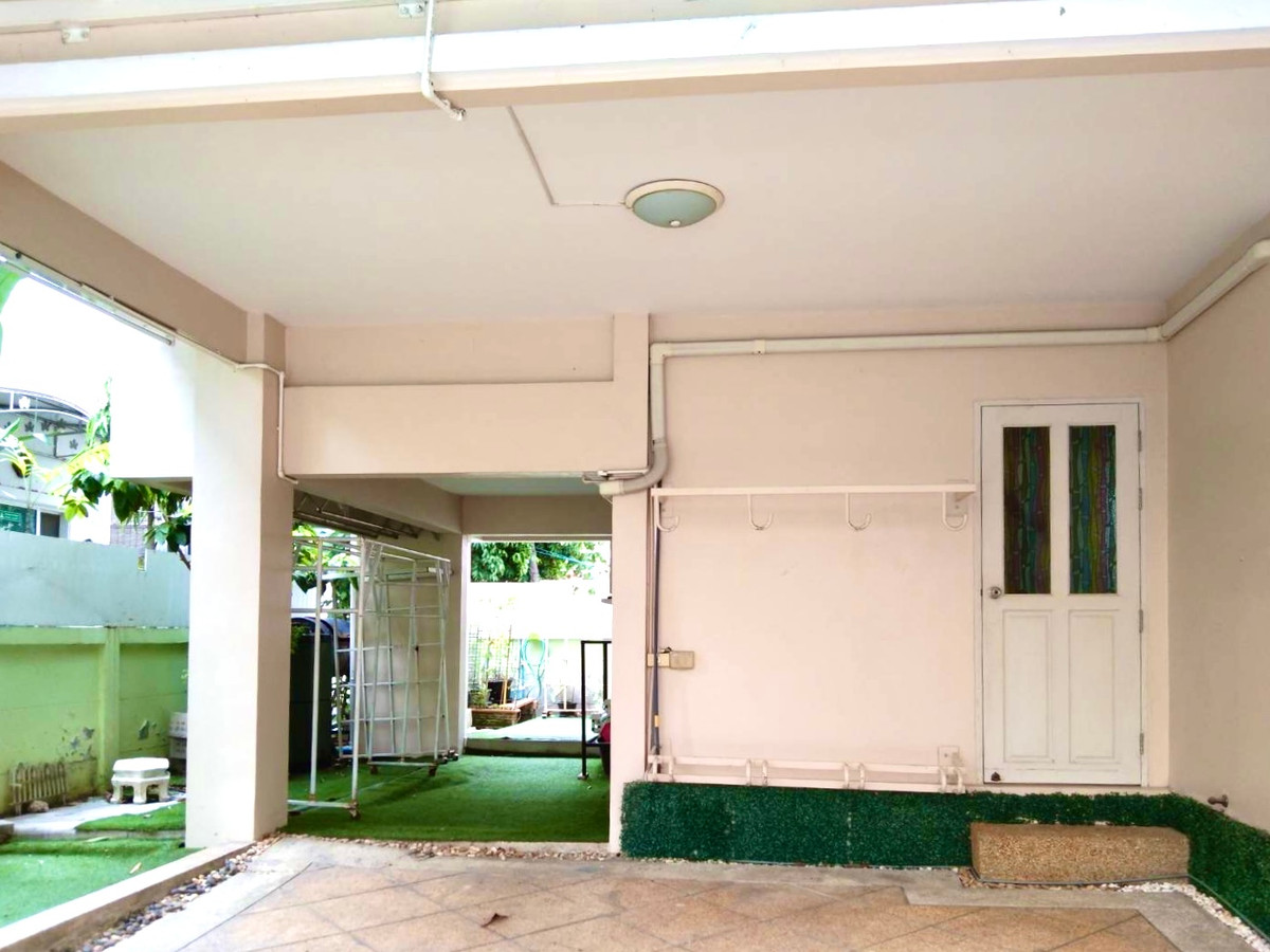 For SaleHouseLadkrabang, Suwannaphum Airport : Perfect Place Sukhumvit 77 / 3 bedrooms (sale with tenant), Perfect Place Sukhumvit 77 / 3 Bedrooms (SALE WITH TENENT) POON033