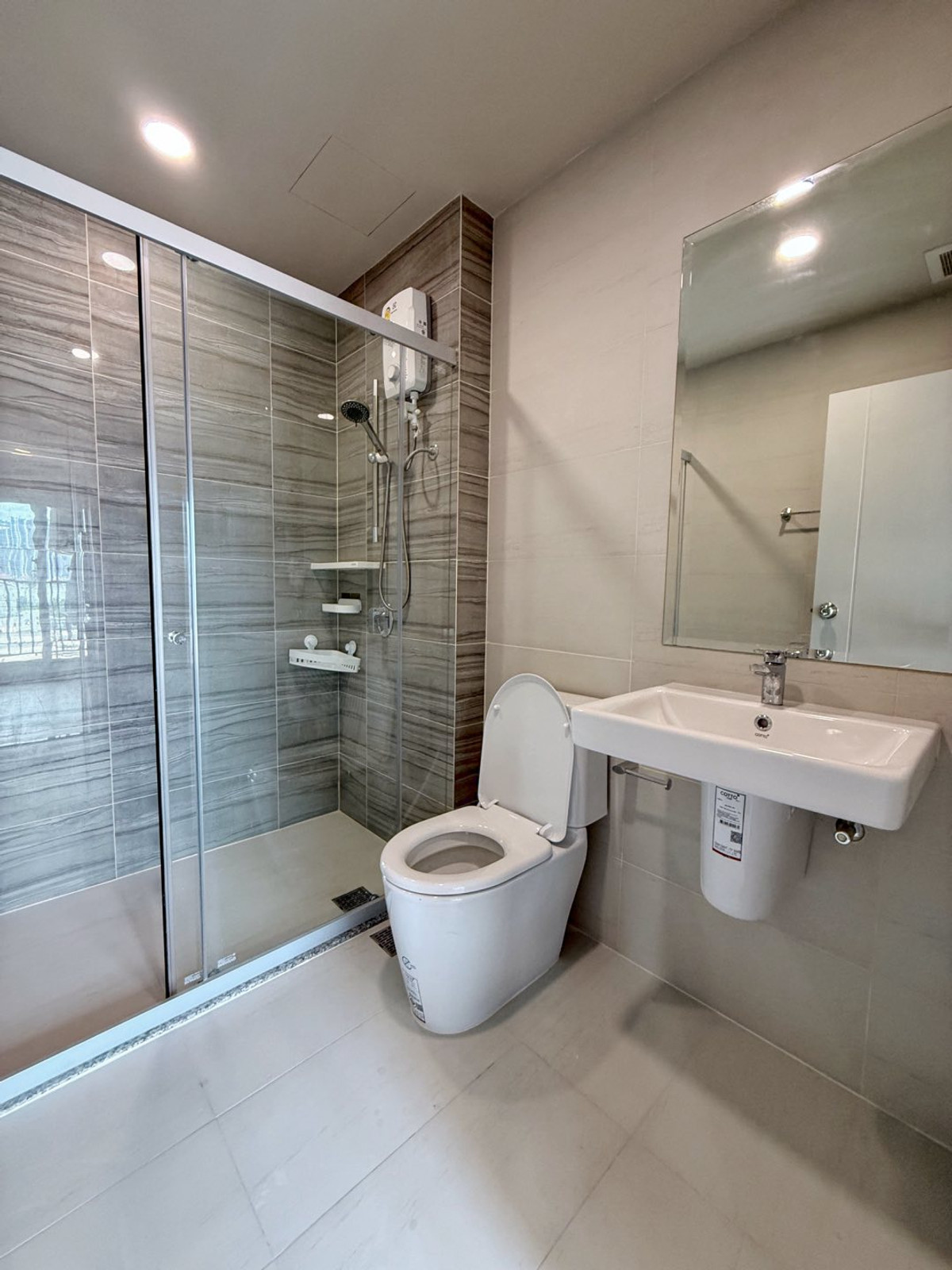 For RentCondoRamkhamhaeng, Hua Mak : PFD-07944 For rent Supalai Veranda Ramkhamhaeng, next to MRT, orange, 1 bedroom, 35 sq m., 7th floor, Building B.