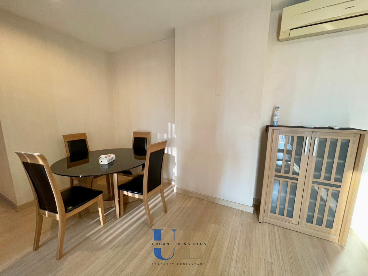 For RentCondoSathorn, Narathiwat : ( UL2502051 ) Tel/Line 096-247-9369✨ FOR RENT LIFE@SATHORN SOI 10 / 2 bedroom , 2 bathroom , 65 Sq.M. Ready to move in 💥💥
