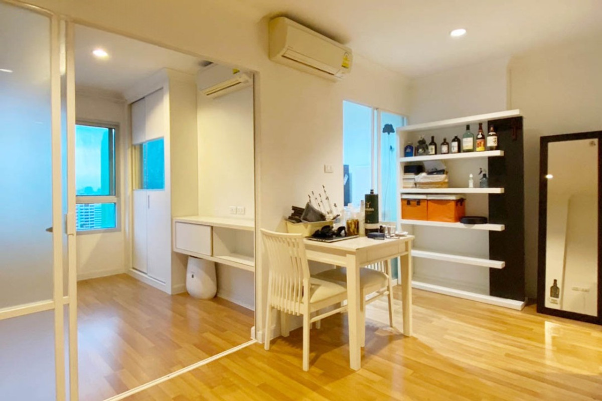 For SaleCondoRama9, Petchburi, RCA : Beautiful room with view of Central Rama 9. Good price!!⭐Lumpini Place Rama 9 - Ratchada (Lumpini Place Rama 9 - Ratchada)