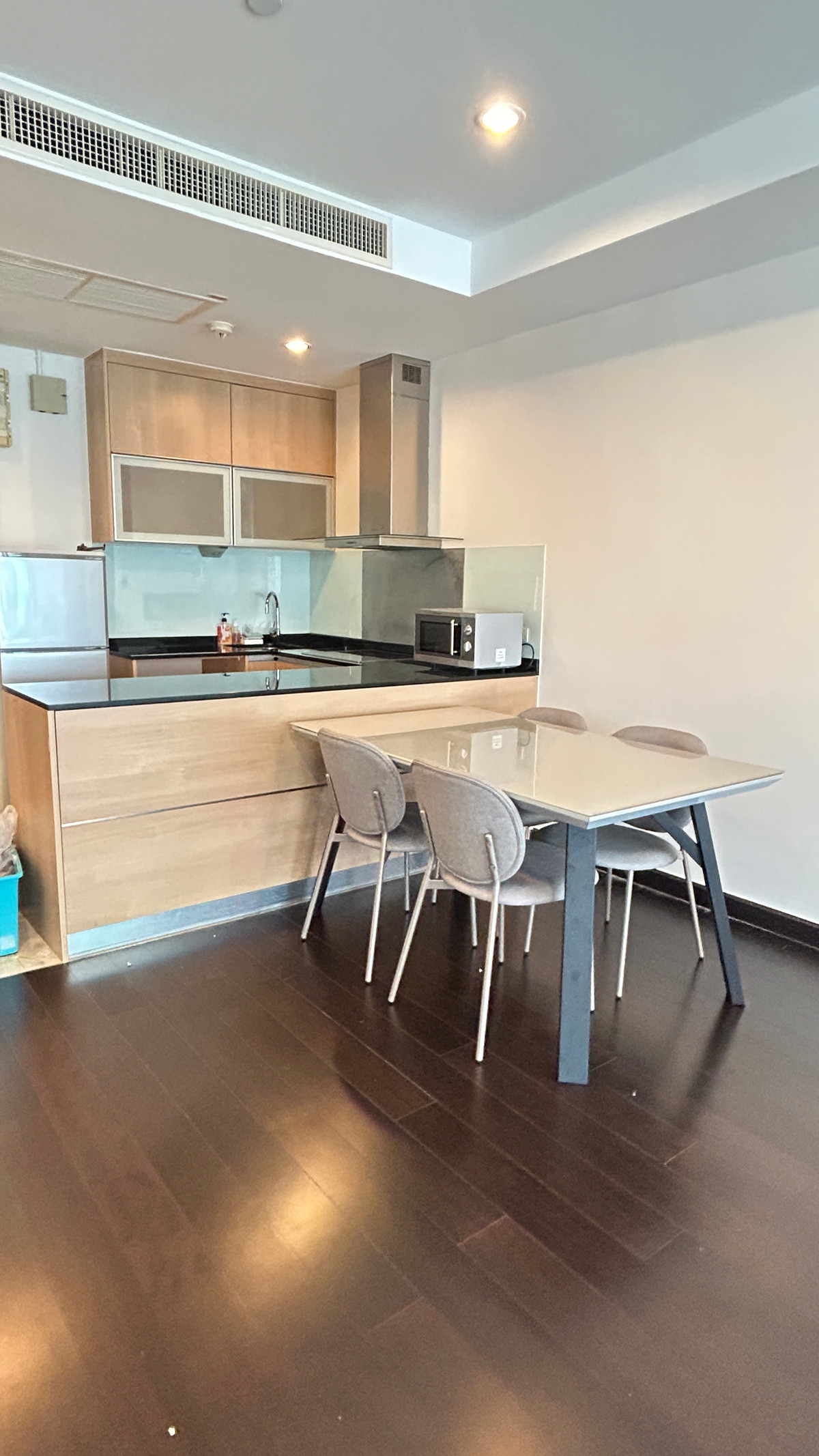 For RentCondoWitthayu, Chidlom, Langsuan, Ploenchit : 🏠✨ 185 Ratchadamri | 1-Bedroom Condo for Rent (HBH-ST-137)