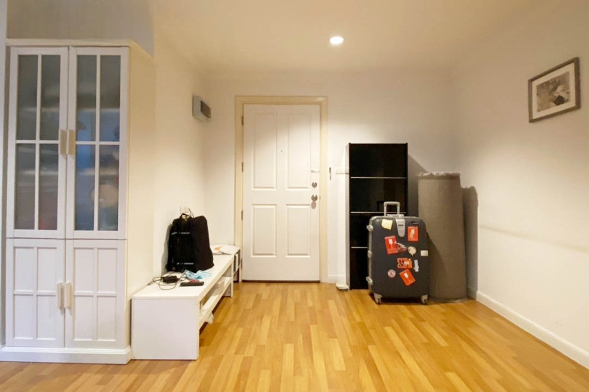 For SaleCondoRama9, Petchburi, RCA : Beautiful room with view of Central Rama 9. Good price!!⭐Lumpini Place Rama 9 - Ratchada (Lumpini Place Rama 9 - Ratchada)