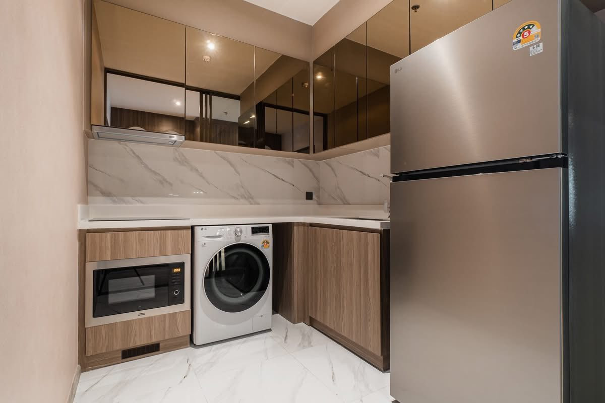 For RentCondoSukhumvit, Asoke, Thonglor : For Rent: Rhythm Ekkamai Estate, 98,000 THB [NCr260208]