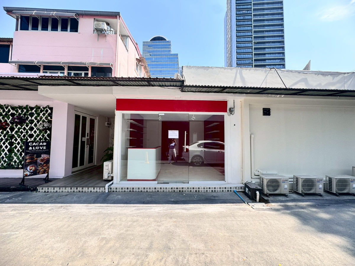 ให้เช่าร้านค้า/ตลาดนัดสุขุมวิท อโศก ทองหล่อ : ให้เช่าพื้นที่ร้านค้า ทองหล่อ13 เข้าซอยเพียง 100 เมตร ทำเลดี เหมาะทำธุรกิจ (N.1985)