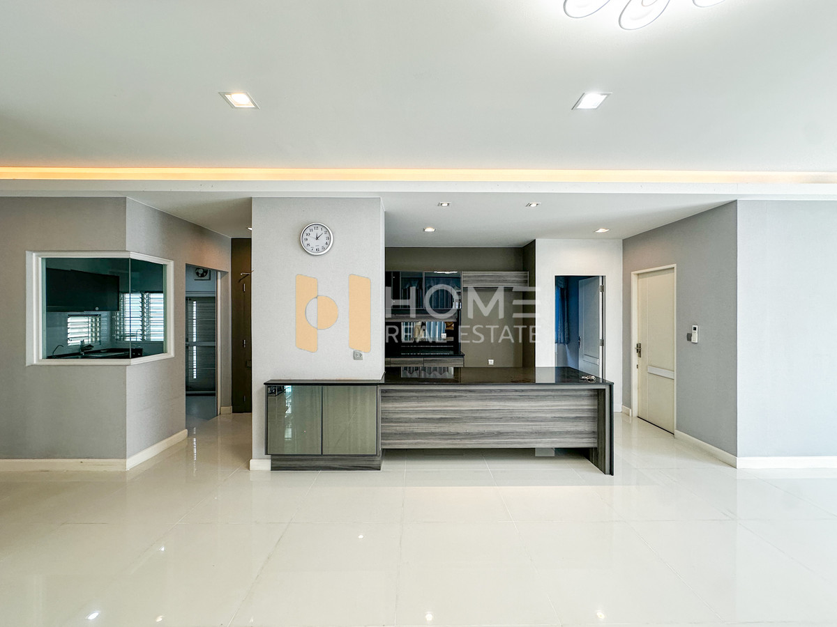 ขายบ้านบางนา แบริ่ง ลาซาล : Rare Item! บ้านหน้าทะเลสาบ วิวหลักล้าน 🏞️ มัณฑนา 2 บางนา กม.7 / 4 ห้องนอน (ขาย), Mantana 2 Bangna Km.7 / 4 Bedrooms (FOR SALE) YOK047