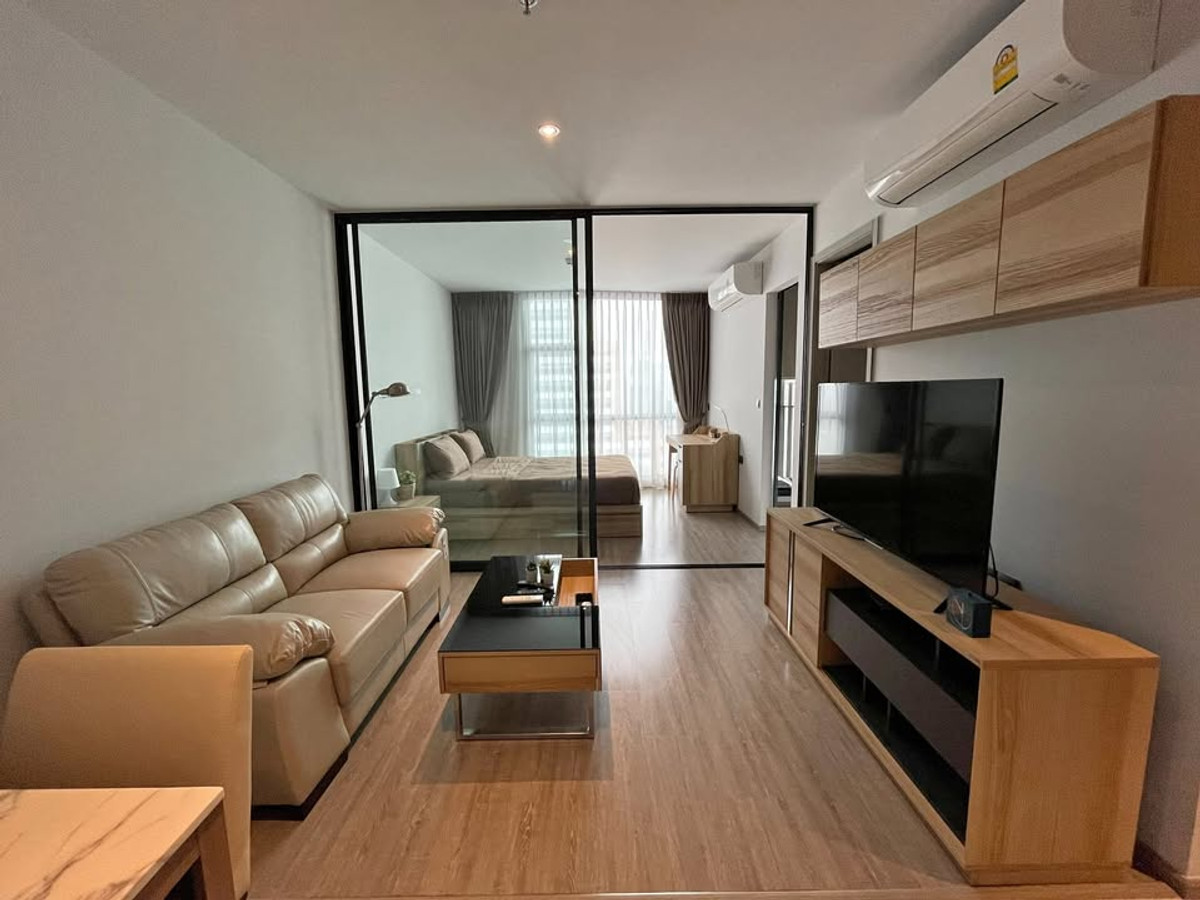 For RentCondoSukhumvit, Asoke, Thonglor : 🔥 For rent RHYTHM EKKAMAI (Rhythm Ekkamai) 🔥 📍 near BTS Ekkamai 🚆 convenient travel
