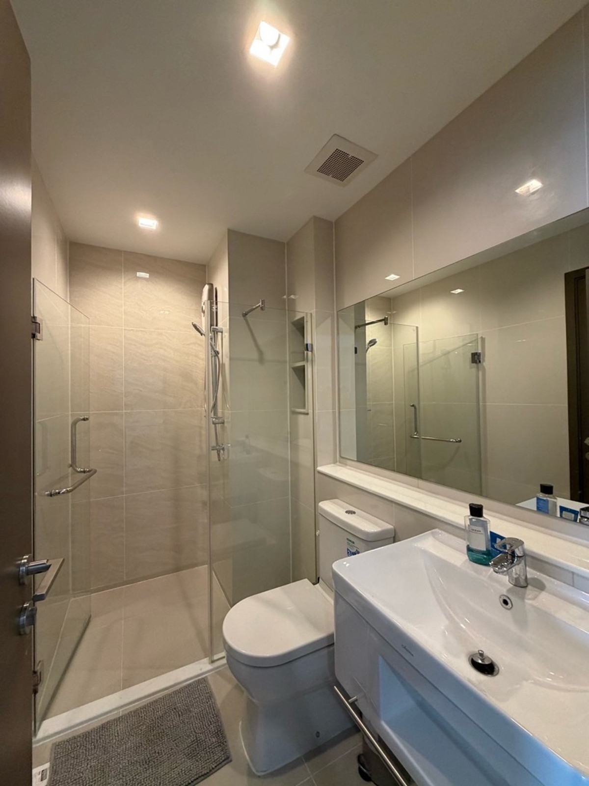 ให้เช่าคอนโดลาดพร้าว เซ็นทรัลลาดพร้าว : ให้เช่า Life Ladprao Valley ☎️0912322009