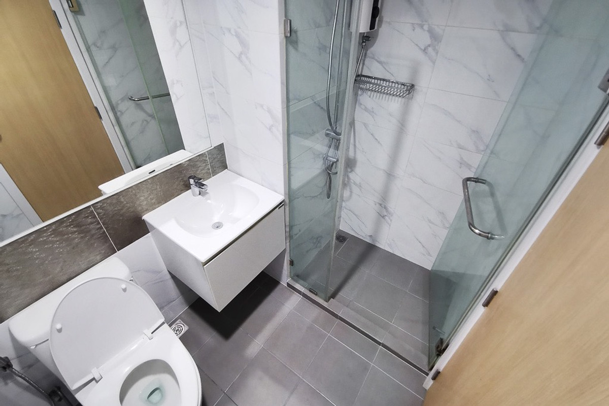 ให้เช่าคอนโดพระราม 9 เพชรบุรีตัดใหม่ RCA : ให้เช่า Rise rama 9 