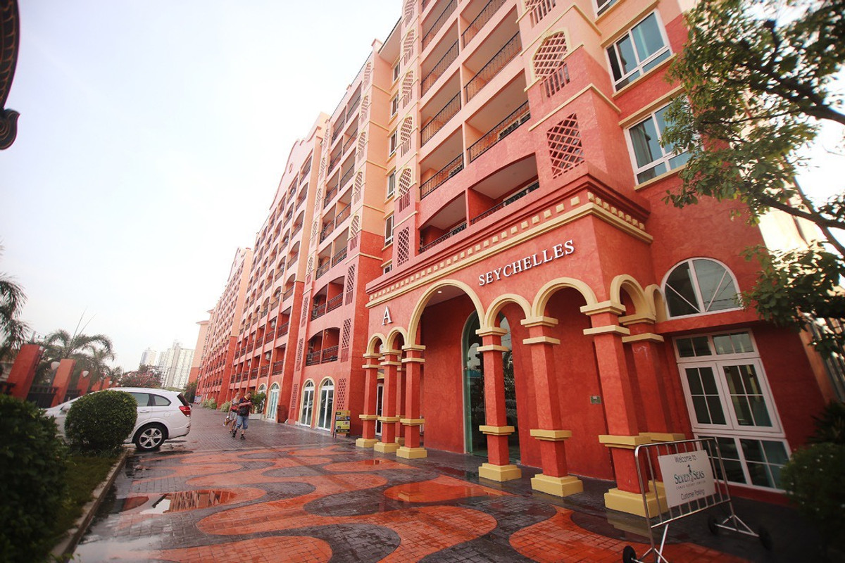 ขายคอนโดพัทยา บางแสน ชลบุรี สัตหีบ : ส่งต่อห้องใหญ่ 54 ตร.ม. Seven Seas จอมเทียน ประวัติ Superhost 4.97 ดาว 61 รีวิว ตำแหน่งดีปล่อยเช่าง่าย