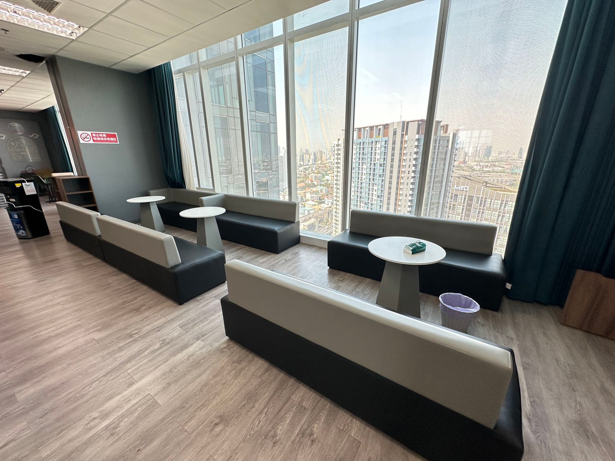 For RentOfficeRama9, Petchburi, RCA : Major Tower – Rama 9 | Office for rent, ready to move in, potential location.