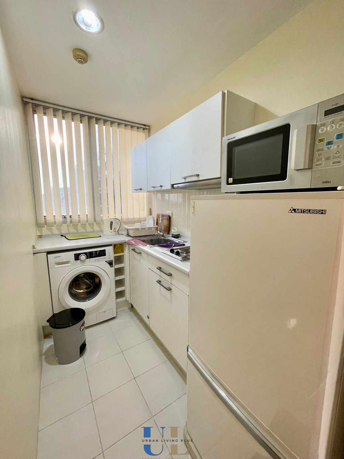 For RentCondoSathorn, Narathiwat : ( UL2502051 ) Tel/Line 096-247-9369✨ FOR RENT LIFE@SATHORN SOI 10 / 2 bedroom , 2 bathroom , 65 Sq.M. Ready to move in 💥💥