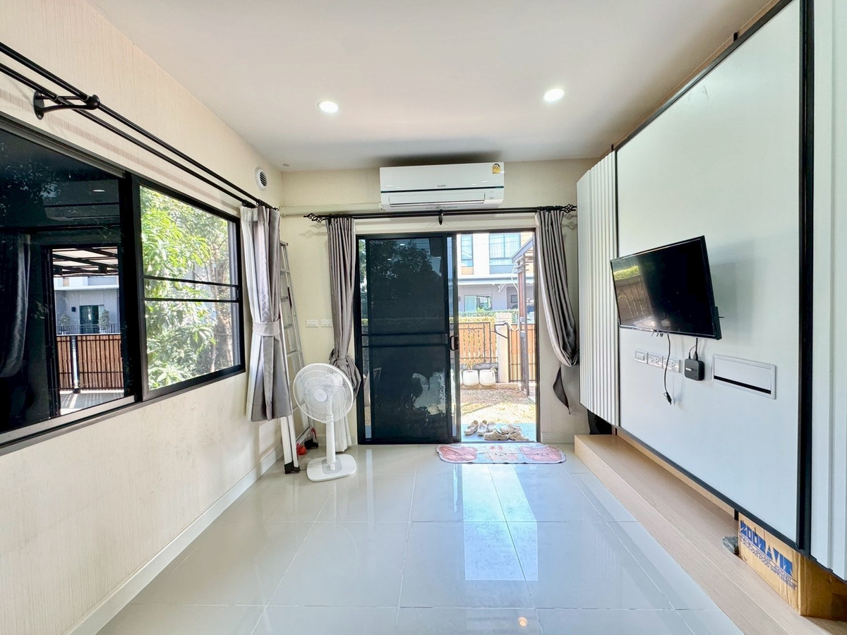 ขายบ้านลาดกระบัง สุวรรณภูมิ : ขายบ้านเดี่ยว เพอร์เฟค พาร์ค กรุงเทพกรีฑา–รามคำแหง 3ห้องนอน 2ห้องน้ำ + 1ห้องทำงาน เพียง 15นาทีถึงสนามบิน ใกล้มอเตอร์เวย์  ทำเลดีอยู่เส้นกรุงเทพกรีฑาตัดใหม่