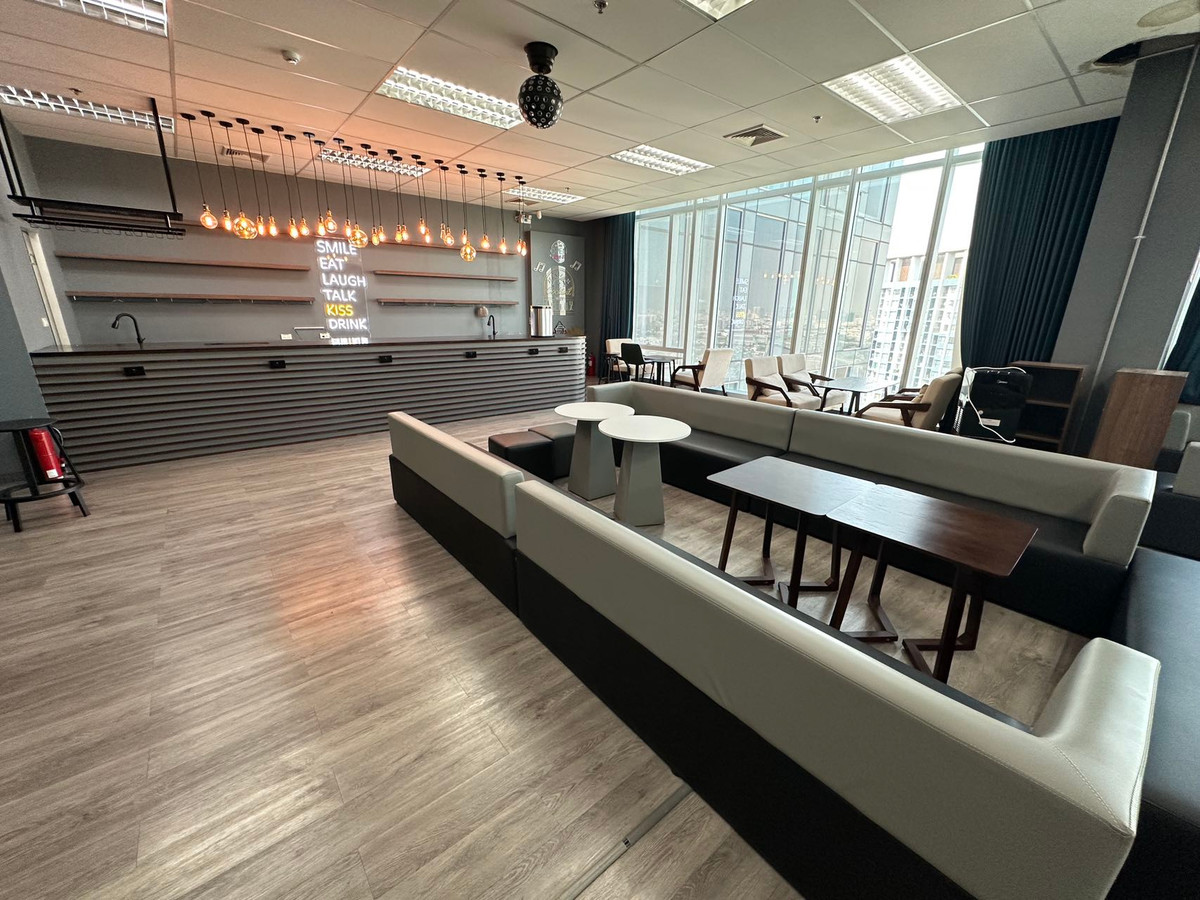 For RentOfficeRama9, Petchburi, RCA : Major Tower – Rama 9 | Office for rent, ready to move in, potential location.