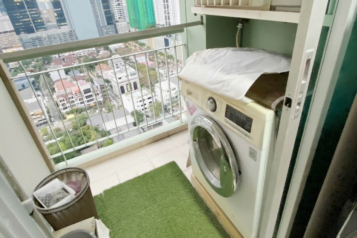 For SaleCondoRama9, Petchburi, RCA : Beautiful room with view of Central Rama 9. Good price!!⭐Lumpini Place Rama 9 - Ratchada (Lumpini Place Rama 9 - Ratchada)