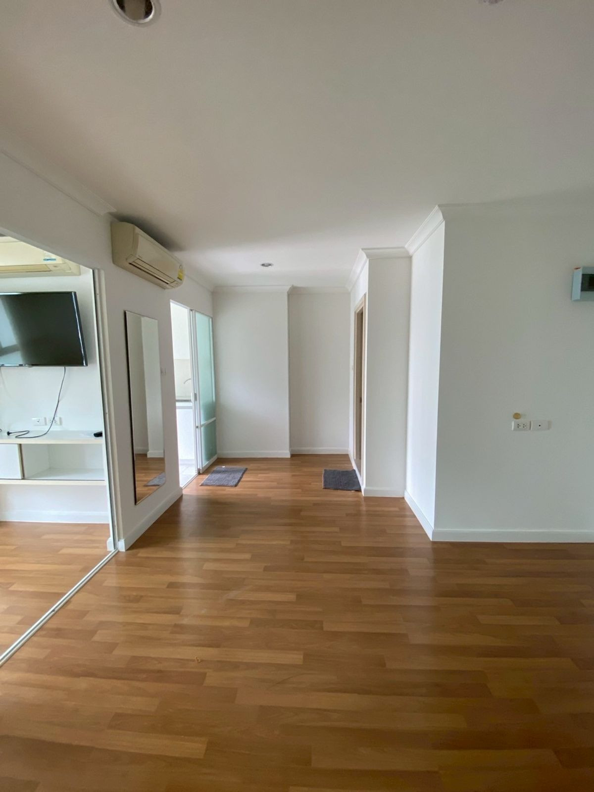 For SaleCondoRama9, Petchburi, RCA : Empty room on high floor View of Central Rama 9, good price!!⭐Lumpini Place Rama 9 - Ratchada (Lumpini Place Rama 9 - Ratchada)