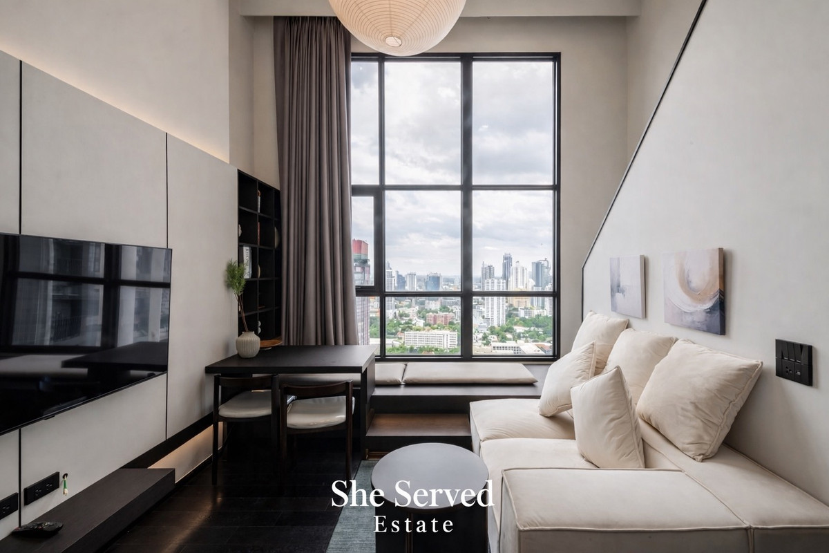 For RentCondoSukhumvit, Asoke, Thonglor : ◈ Park Origin Thonglor 10 ◈ Exclusive Duplex Unit on High Floor • 2 Bedrooms • 2 Bathrooms • 1 Home Office • Size: 61.10 sq.m. • Floor: Level 32, Building C