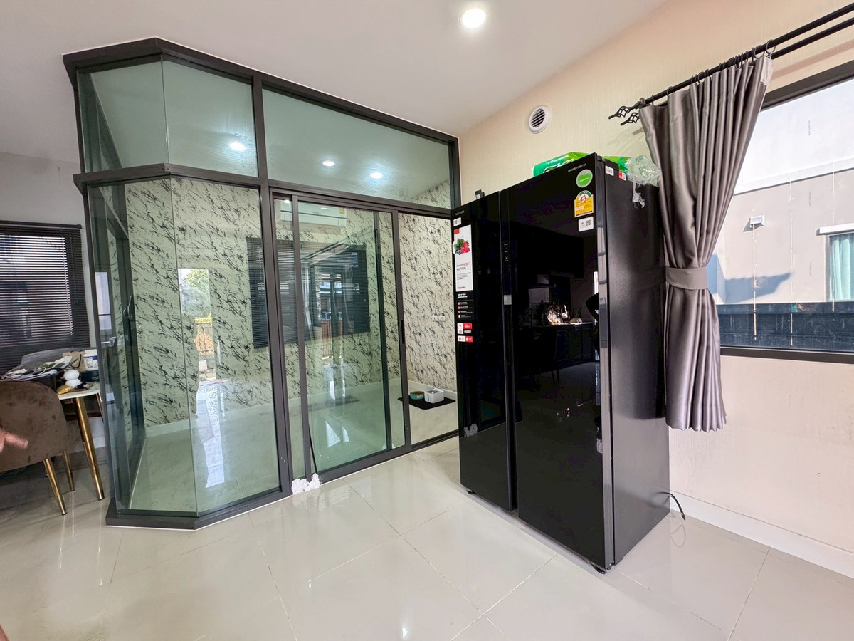 ขายบ้านลาดกระบัง สุวรรณภูมิ : ขายบ้านเดี่ยว เพอร์เฟค พาร์ค กรุงเทพกรีฑา–รามคำแหง 3ห้องนอน 2ห้องน้ำ + 1ห้องทำงาน เพียง 15นาทีถึงสนามบิน ใกล้มอเตอร์เวย์  ทำเลดีอยู่เส้นกรุงเทพกรีฑาตัดใหม่