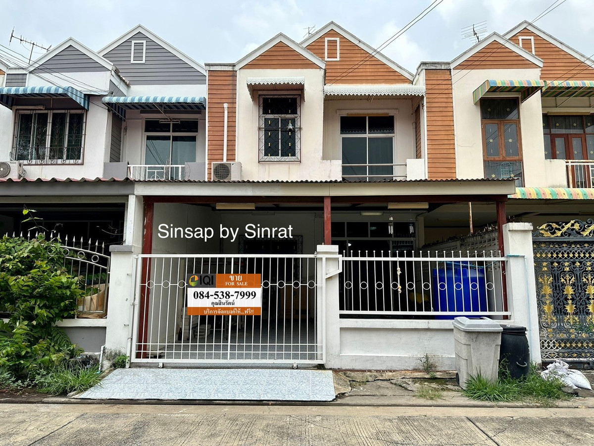 For SaleTownhomePathum Thani,Rangsit, Thammasat : 2-story townhouse for sale, Wararak Village. Rangsit-Khlong Sam Soi 2/5 Rangsit-Nakhon Nayok Road