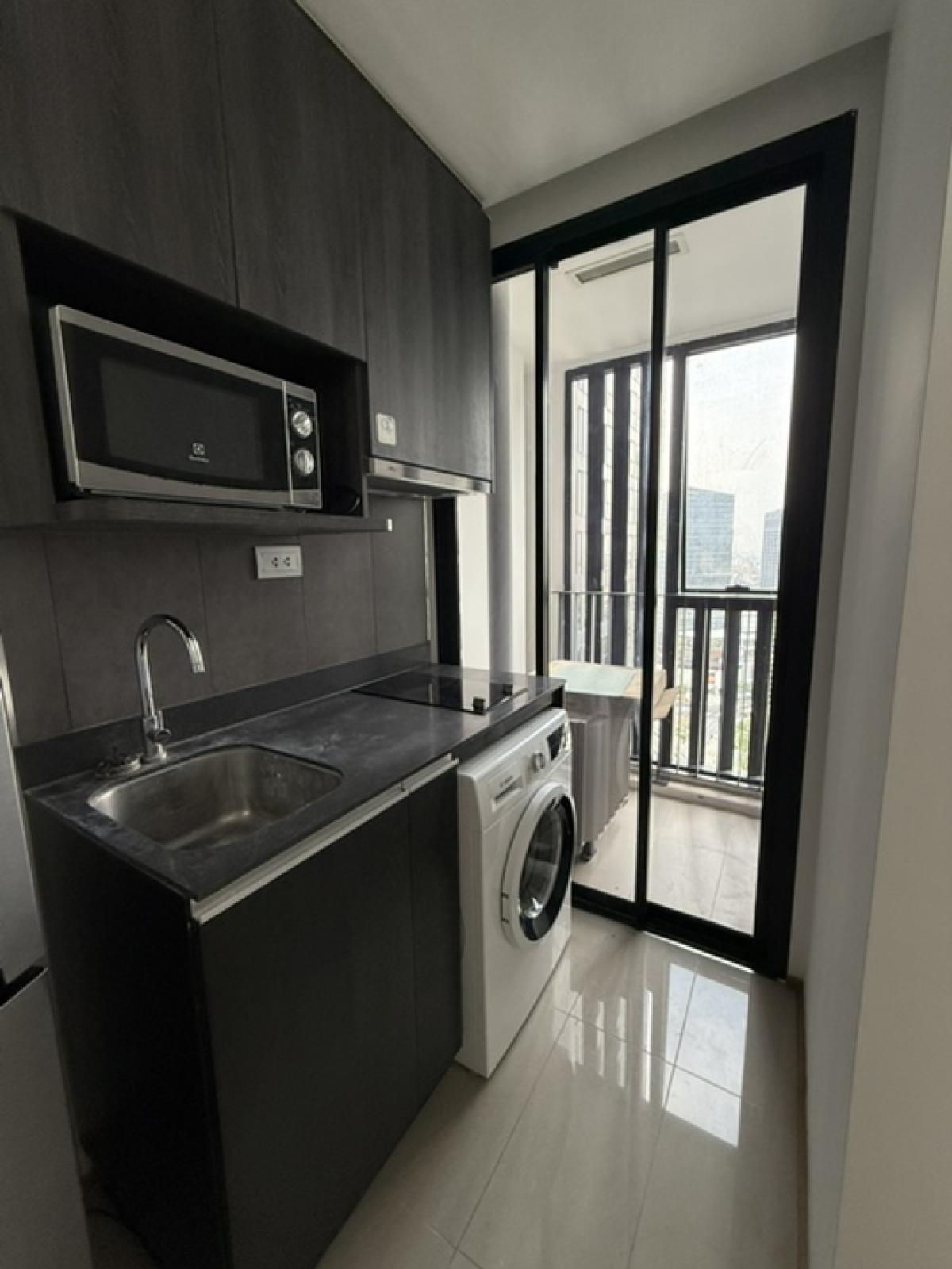 ให้เช่าคอนโดสยาม จุฬา สามย่าน : ให้เช่า คอนโด แอชตัน Ashton Chula – Silom ใกล้ MRT สามย่าน 1ห้องนอน1ห้องน้ำ 20,000 บาท/เดือน